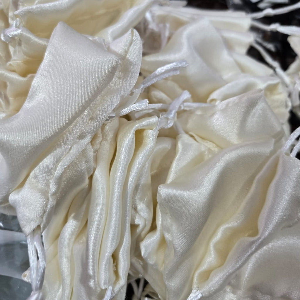 SATIN POTLI – PREMIUM PACKAGING FOR BRANDS (Off White)